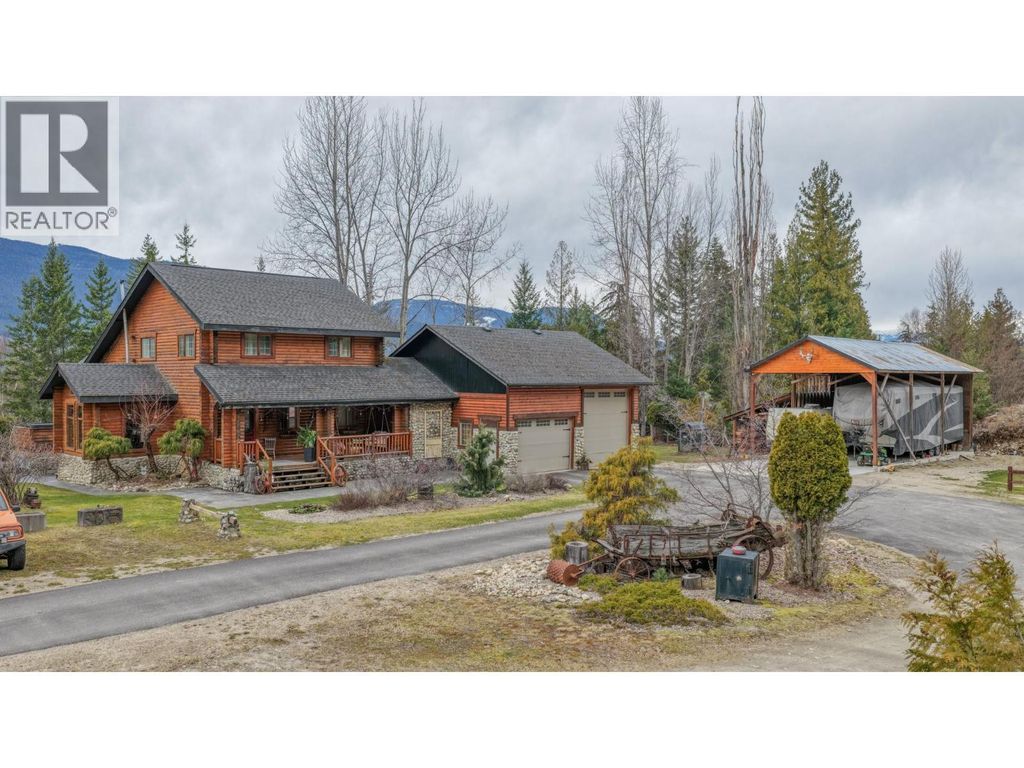 1495 6 Highway, Nakusp