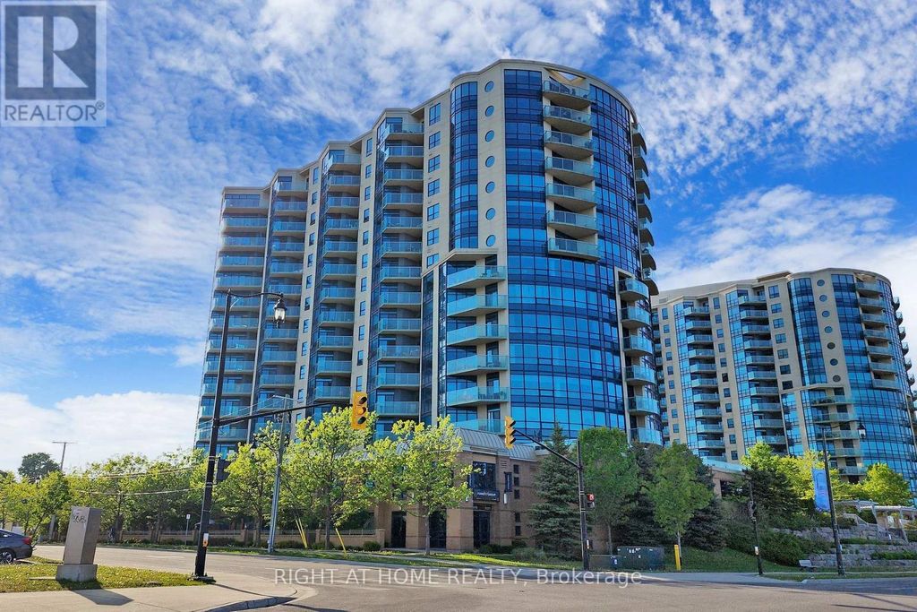 Ph06 - 37 Ellen Street, Barrie (lakeshore)