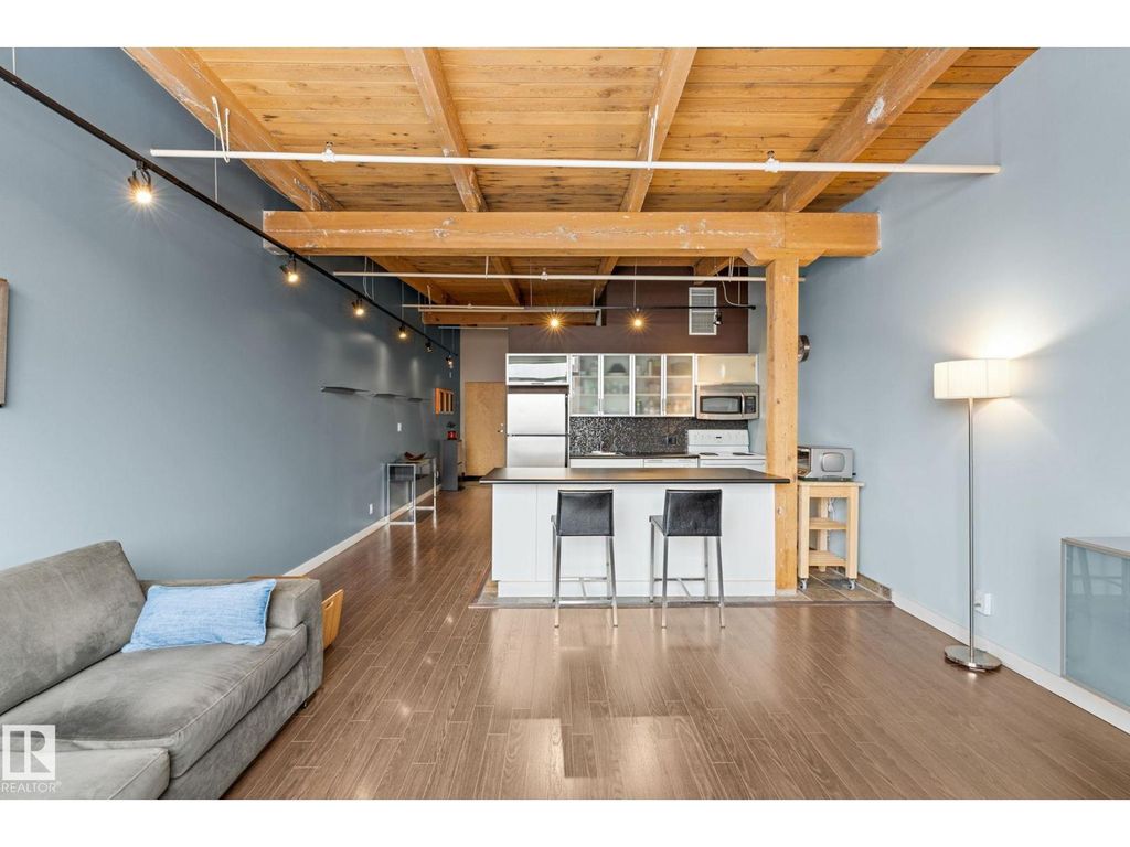 #213 10309 107 St Nw, Edmonton