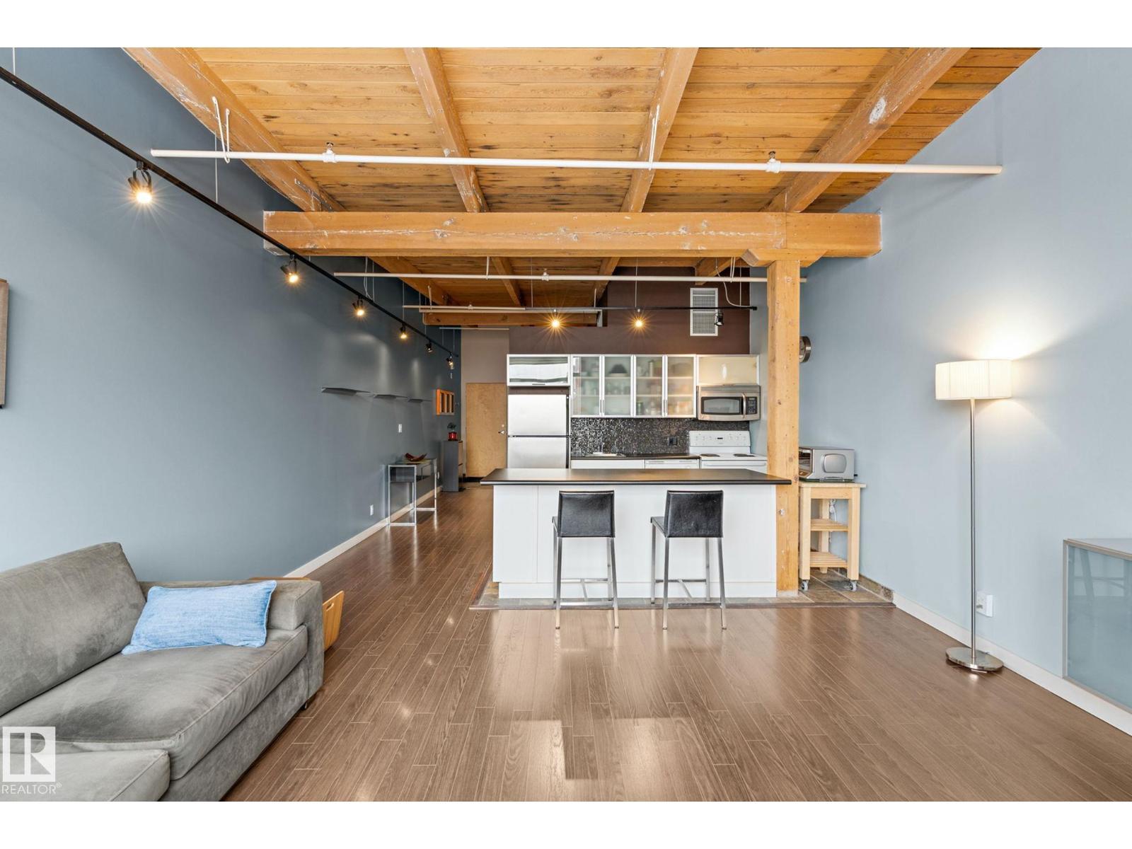 #213 10309 107 St Nw, Edmonton