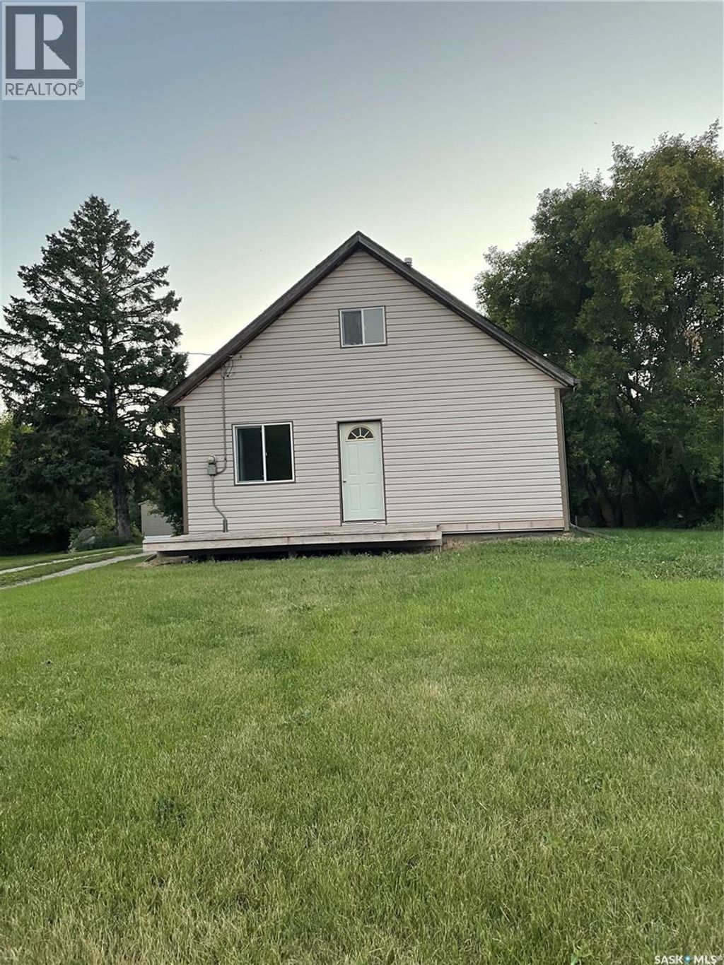 406 Southesk Street, Whitewood