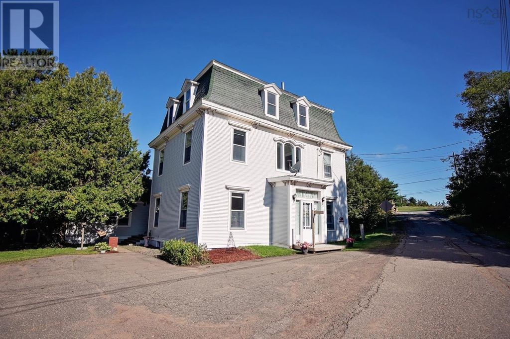 4747 Canaan Road, Southampton