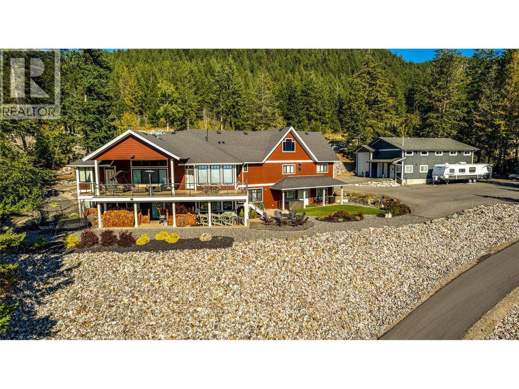 6054 Lynx Drive, Vernon