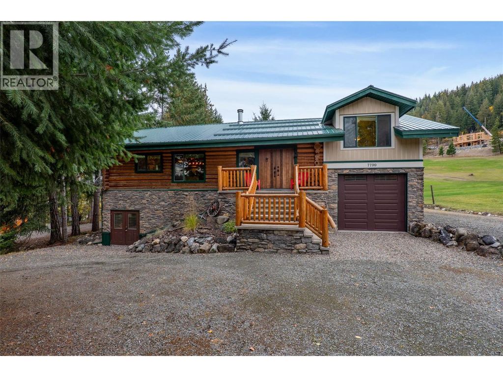 7799 Golf Course Road, Anglemont
