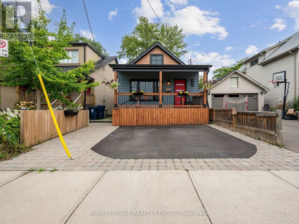 102 Twenty Third Street, Toronto (long Branch)