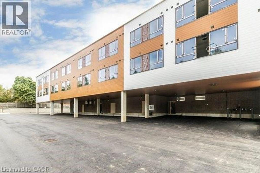 580 Coldstream Drive Unit# 214, Waterloo