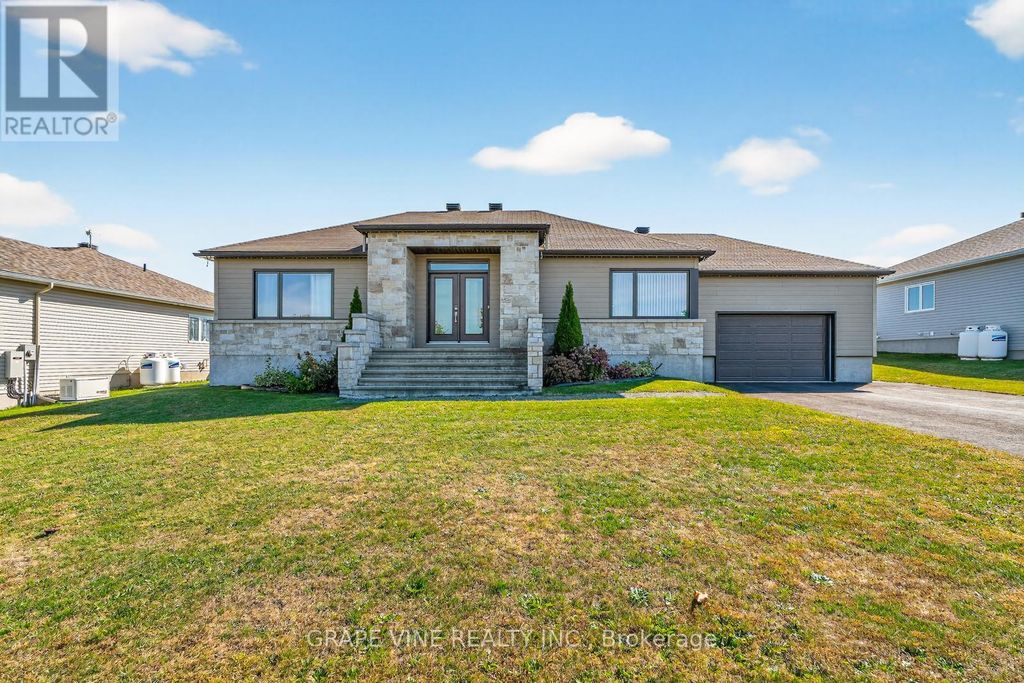 18 Calco Crescent, North Stormont