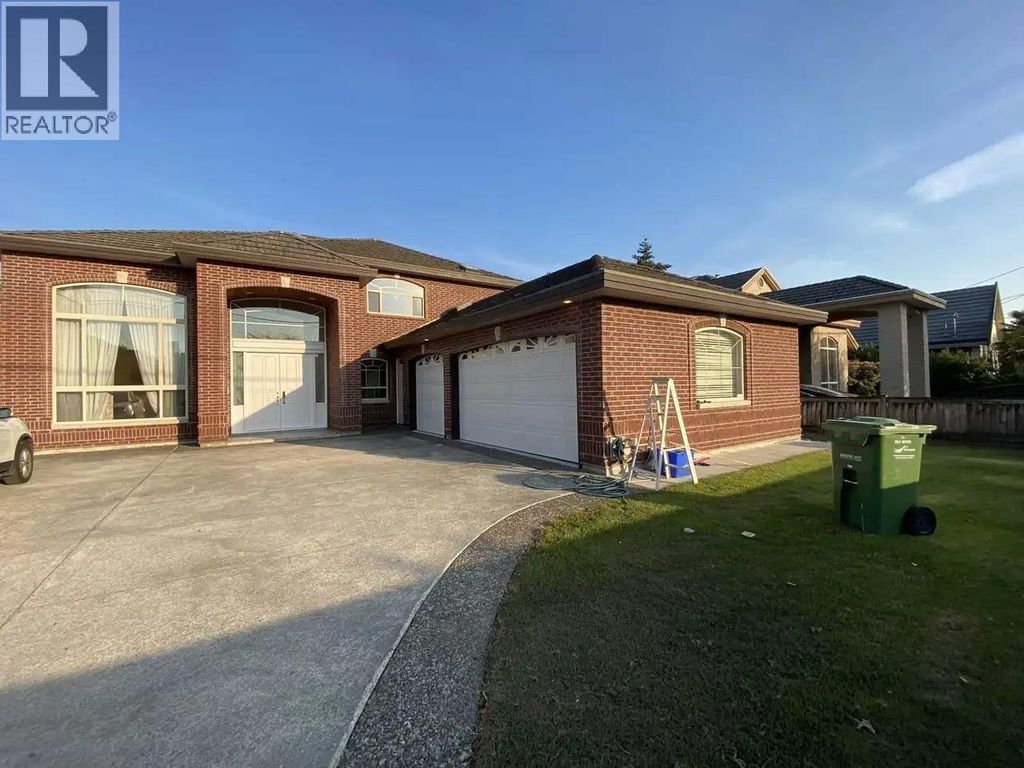 8740 Minler Road, Richmond