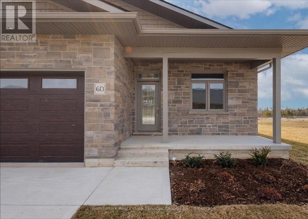 60 Cavalier Crescent, Huron-Kinloss