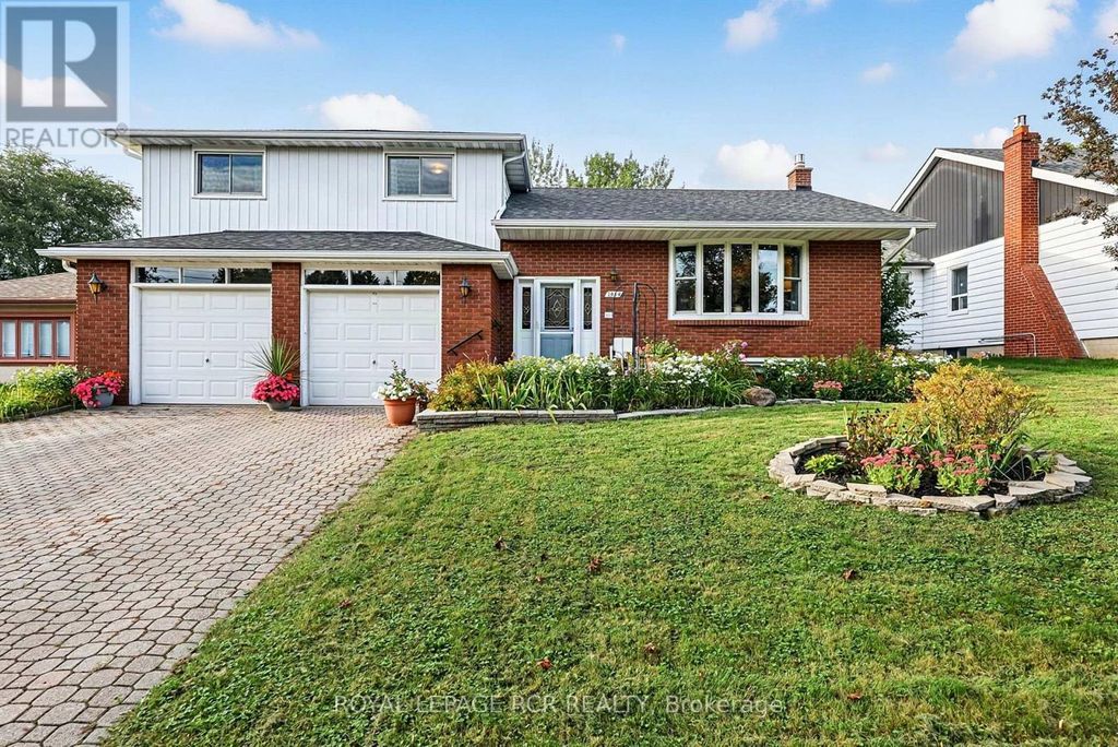 1049 Elgin Street, Newmarket (huron Heights-Leslie Valley)