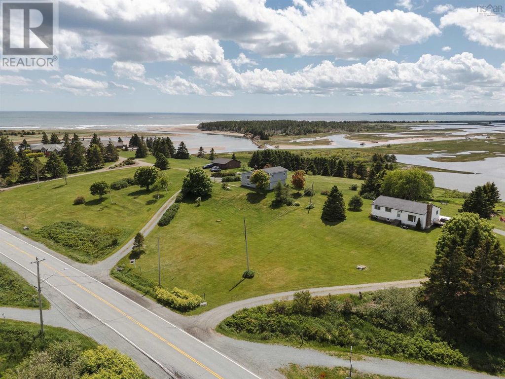 3930 Lawrencetown Road, Lawrencetown