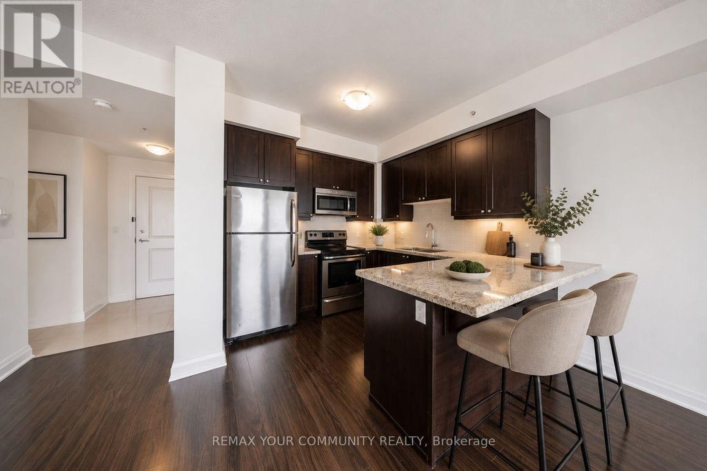 315 - 24 Woodstream Boulevard, Vaughan (vaughan Grove)
