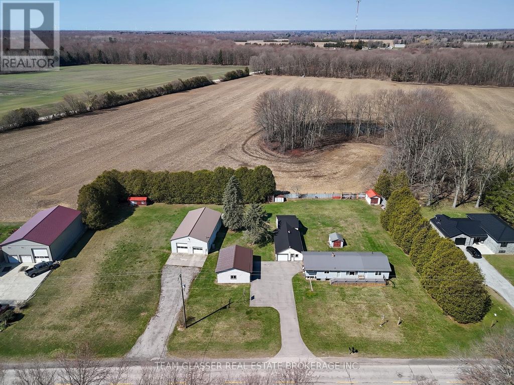 985 Norfolk County 28 Road, Norfolk