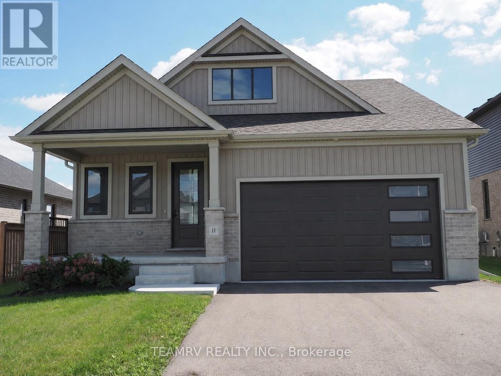 11 Sycamore Drive, Tillsonburg