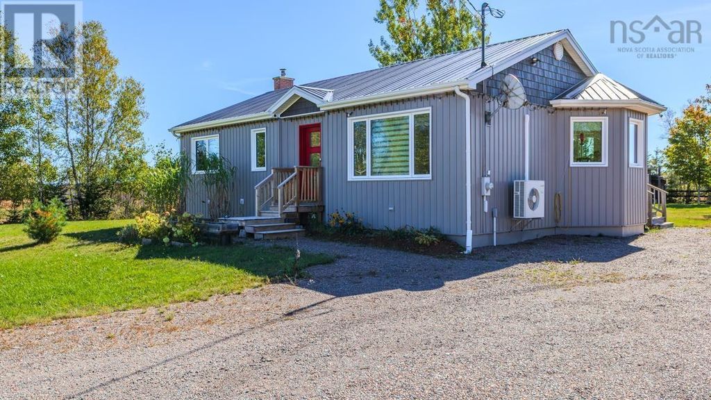 7048 Highway 2, Portapique