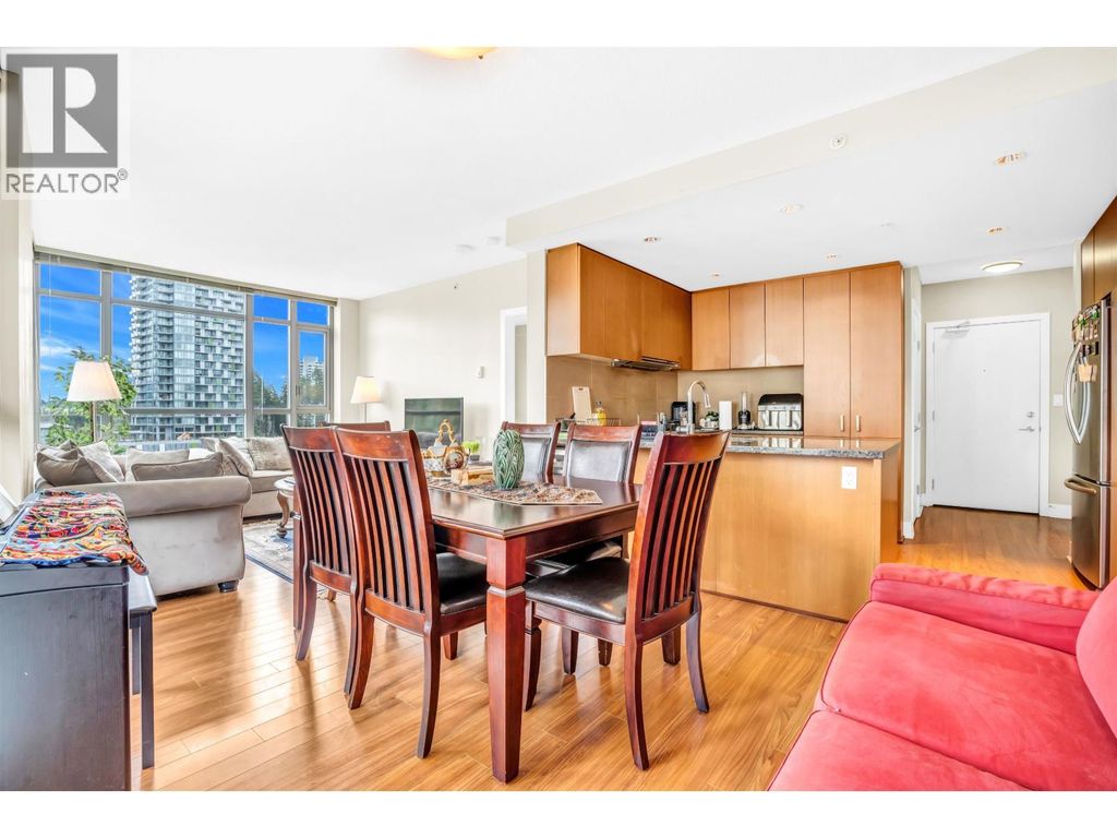 1003 3008 Glen Drive, Coquitlam