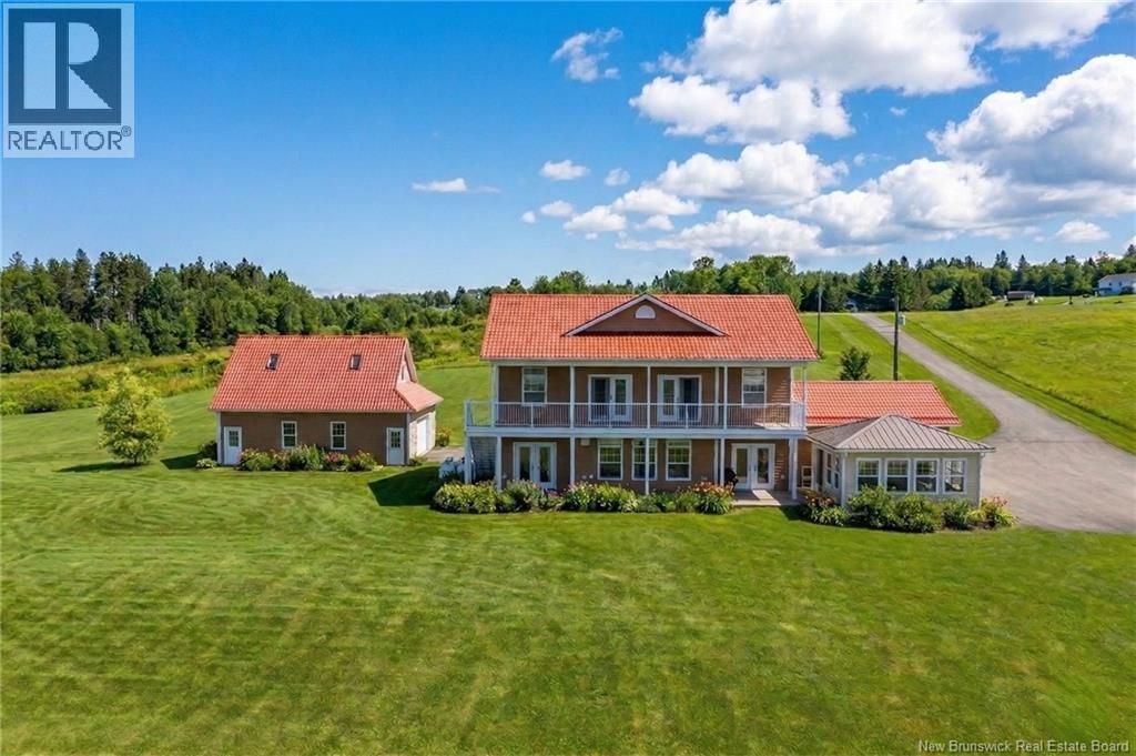 19 Leopold Goguen Road, Sainte-Marie-De-Kent