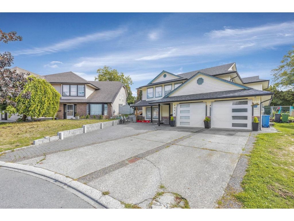 2952 Sidoni Place, Abbotsford