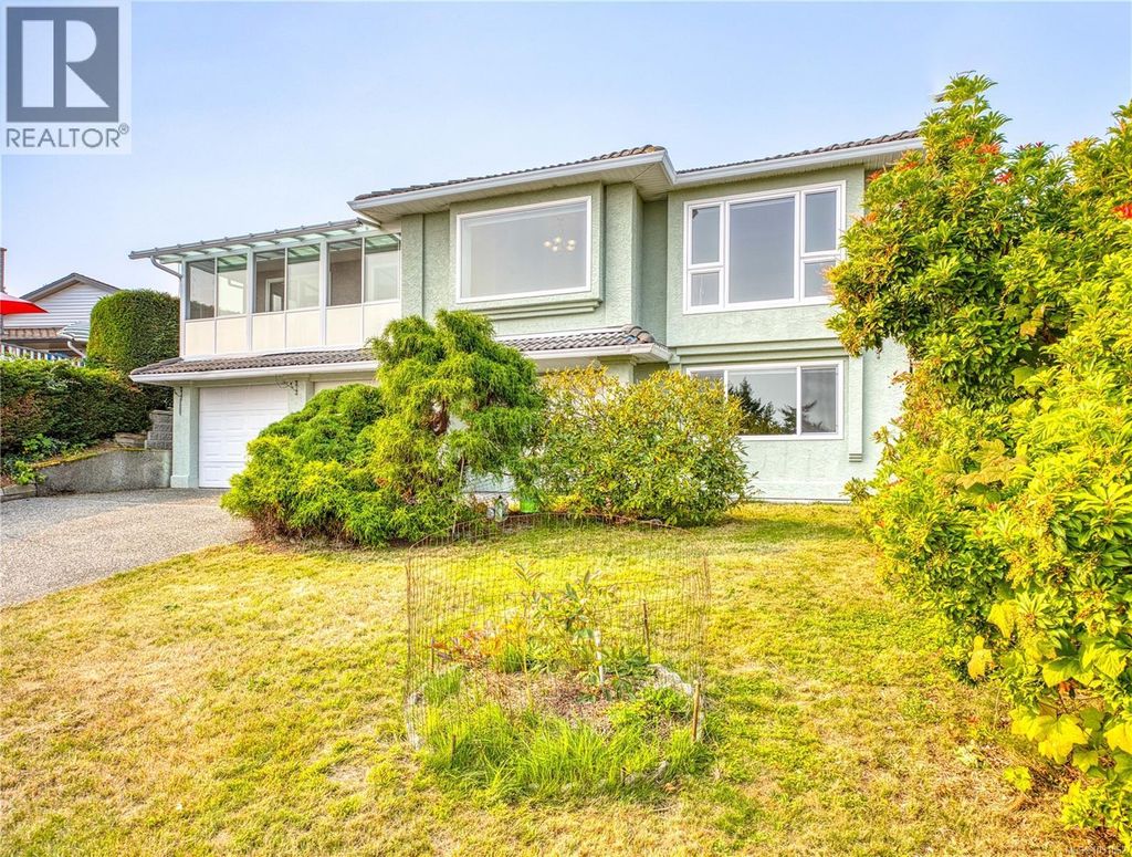 6045 Icarus Dr, Nanaimo