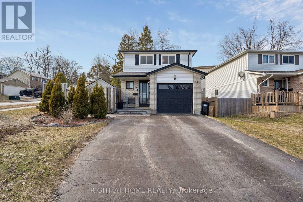 56 Hemingway Crescent, Barrie (letitia Heights)