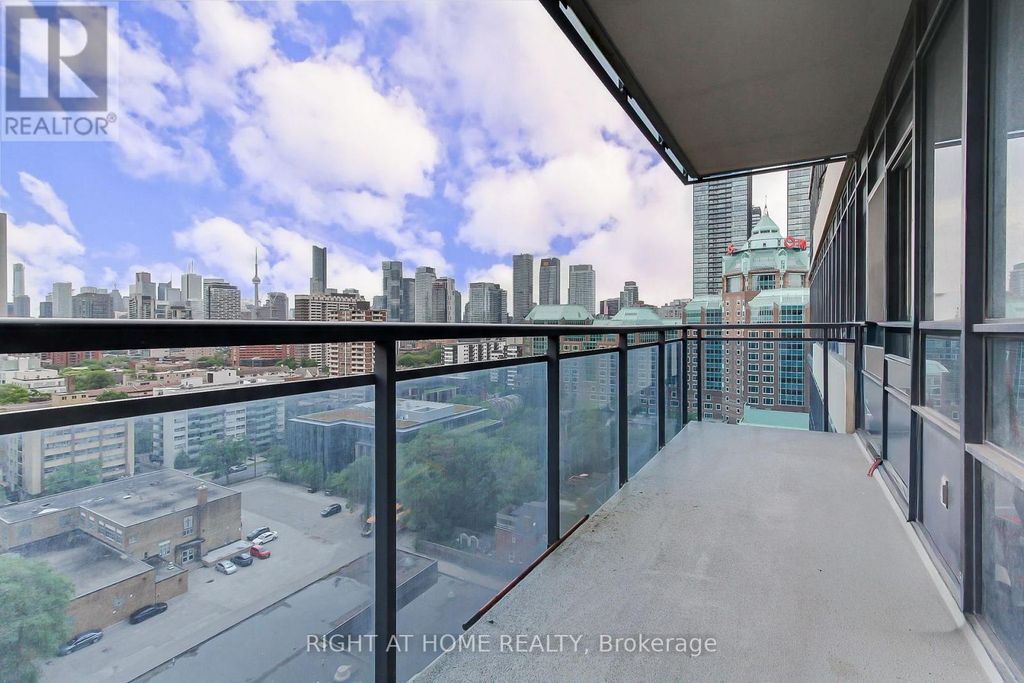 1405 - 28 Linden Street, Toronto (north St. James Town)