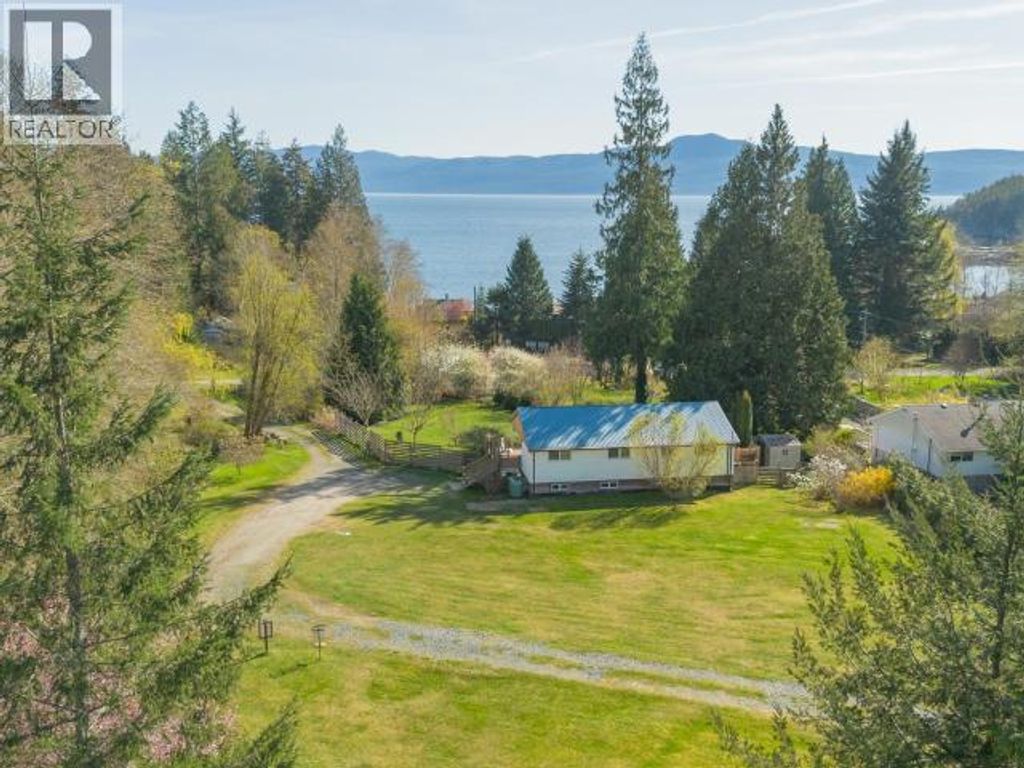 1819 Roberts Road, Powell River