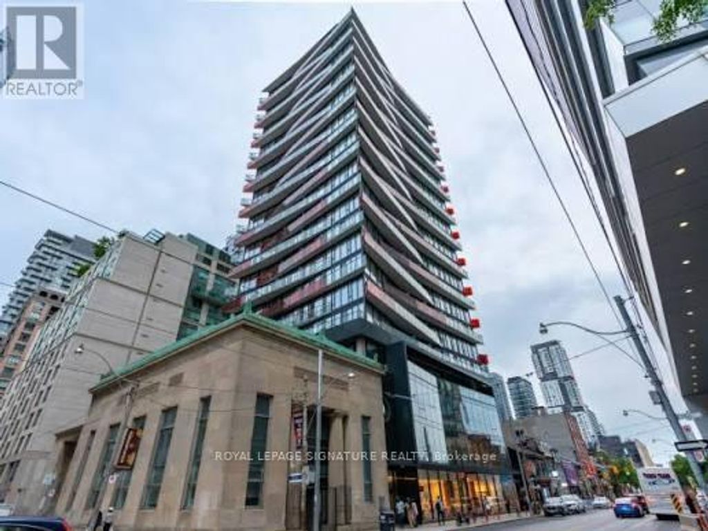 712 - 215 Queen Street W, Toronto (waterfront Communities)