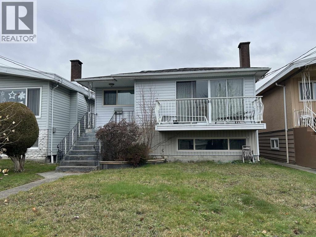 5463 Portland Street, Burnaby