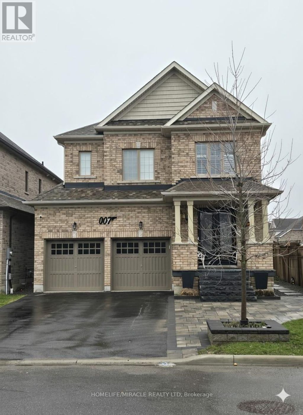 7 Albert Christie Street, Clarington (bowmanville)