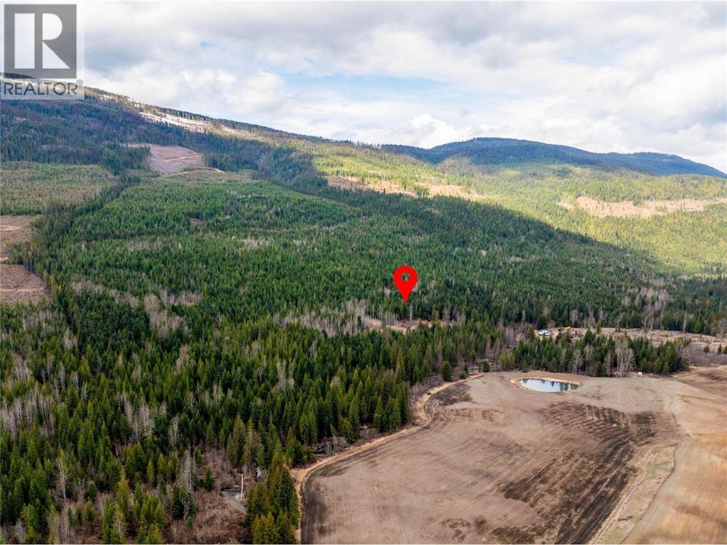 2410 Trinity Valley Road, Enderby