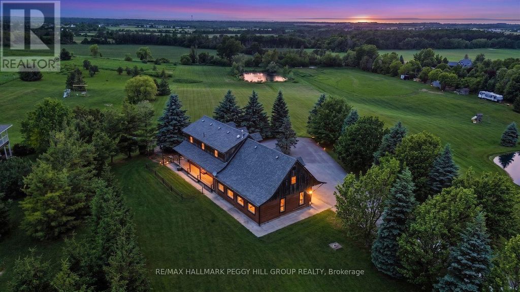 8886 County Road 91, Clearview