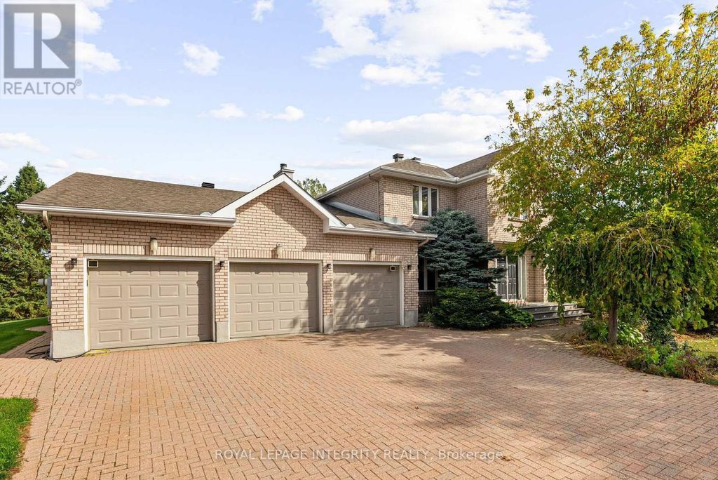 6 Marchbrook Circle, Ottawa