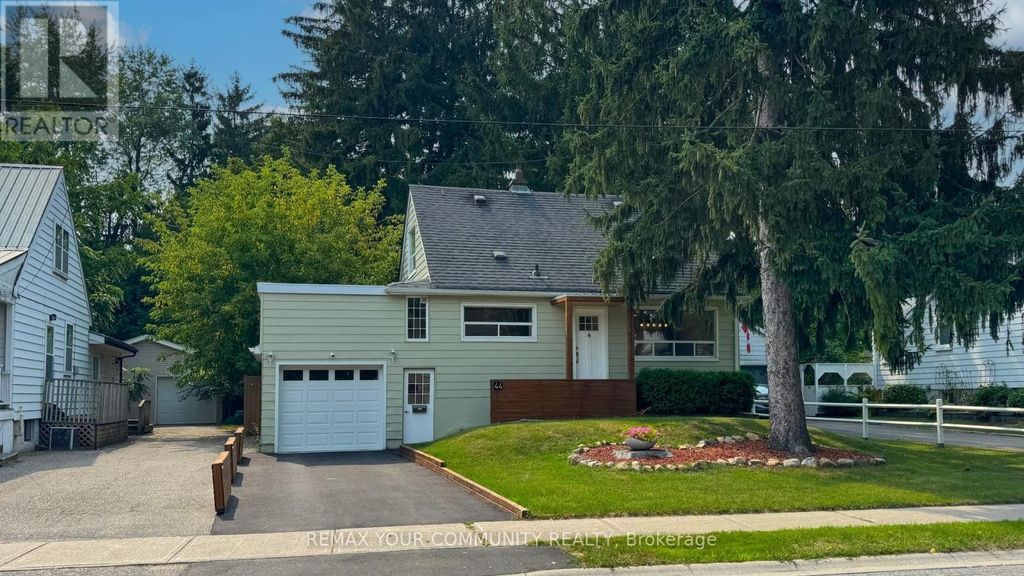 44 Reaman Street, Richmond Hill (mill Pond)