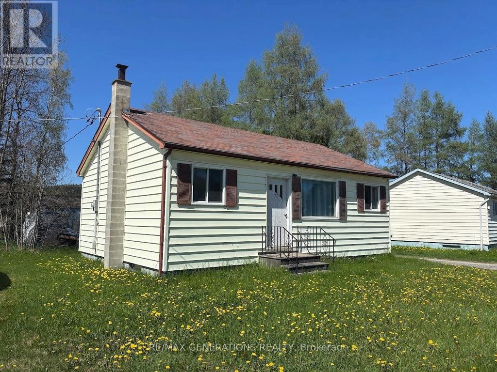 71 Manitou Road, Manitouwadge