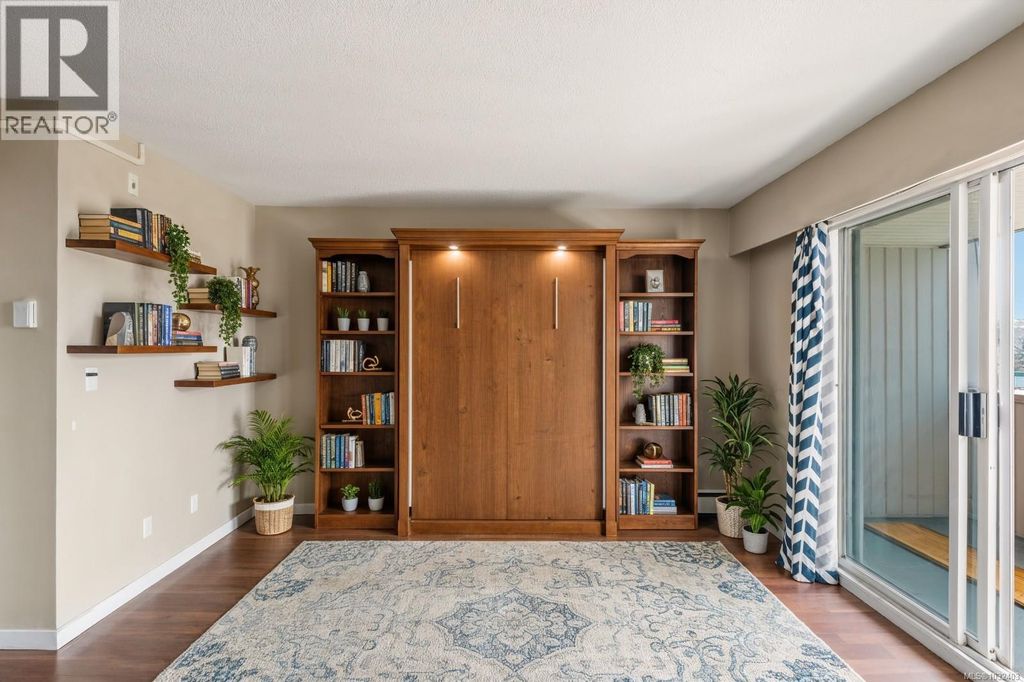 211 377 Dogwood St, Campbell River