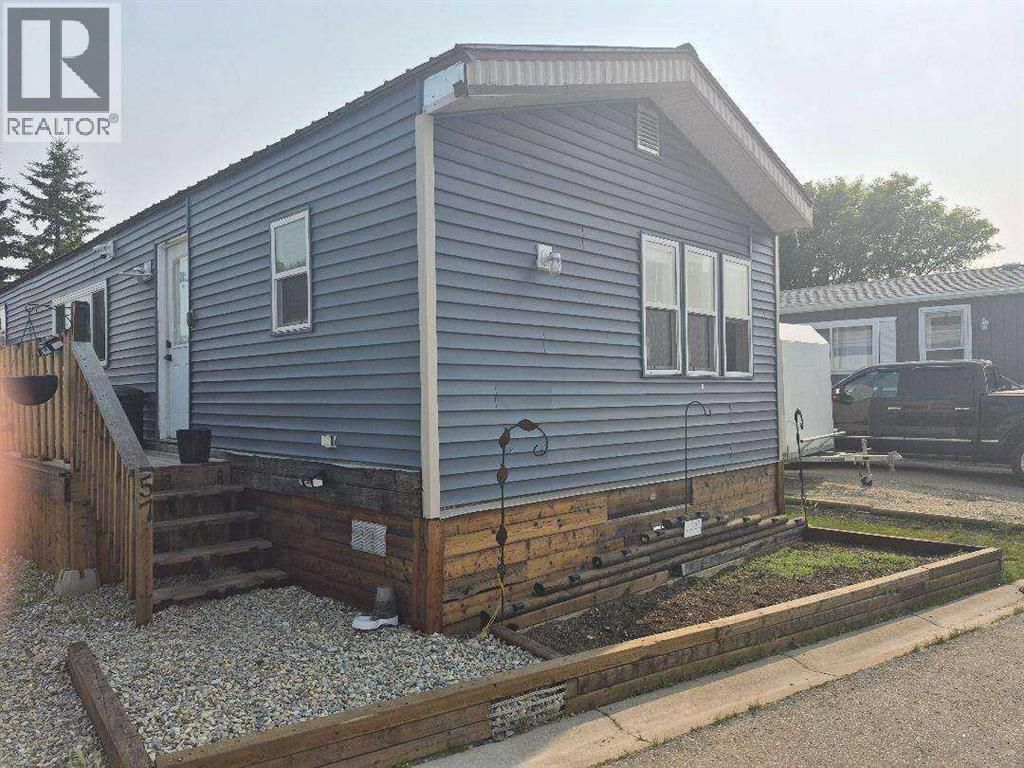 57, 5103 61 Avenue, Olds