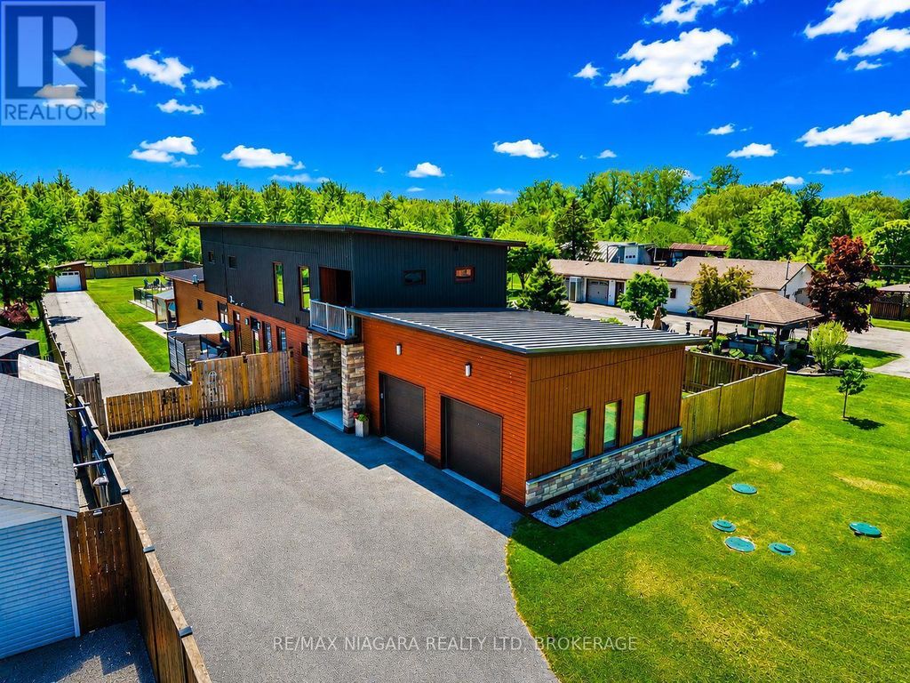 1887 Dominion Road, Fort Erie (crescent Park)