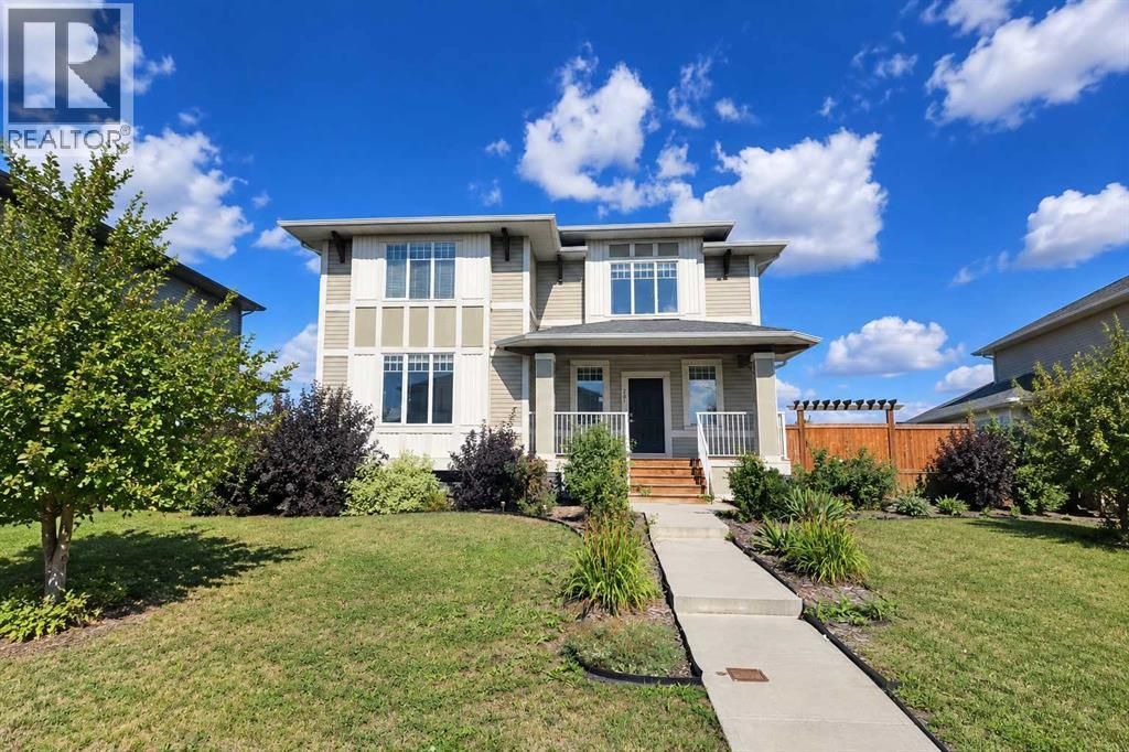 201 Rainbow Falls Glen, Chestermere