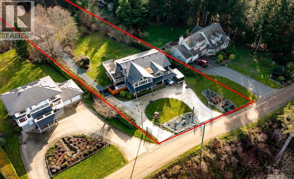 321 Wireless Rd, Comox