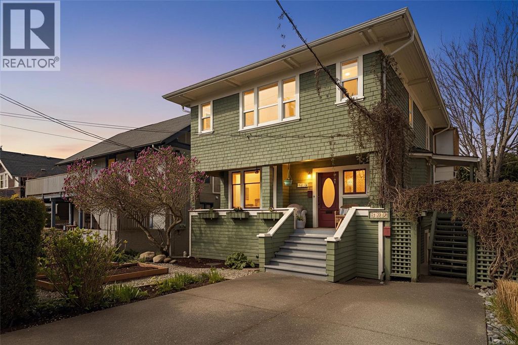 320 Moss St, Victoria