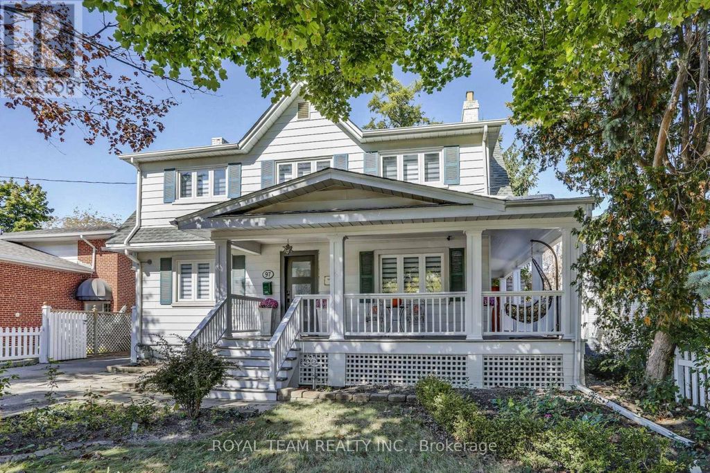 97 Centre Street E, Richmond Hill (crosby)