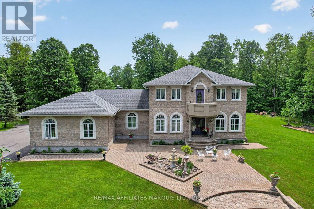 16935 Beaver Dam Drive, South Stormont