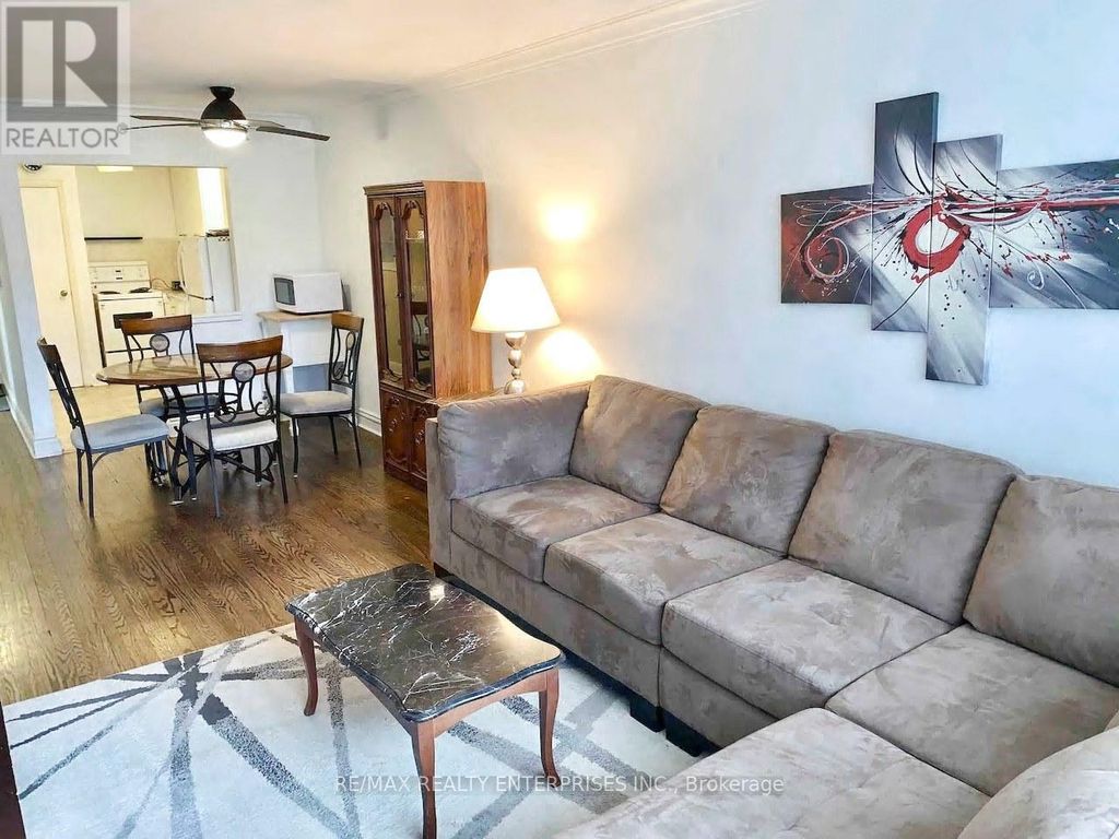 2 - 297 Lakeshore Road E, Mississauga (port Credit)