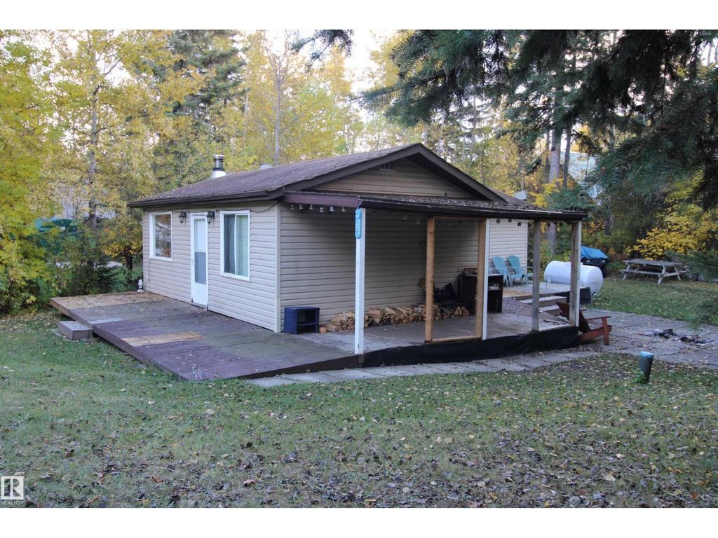 97 4418 Hwy 633, Rural Lac Ste. Anne County