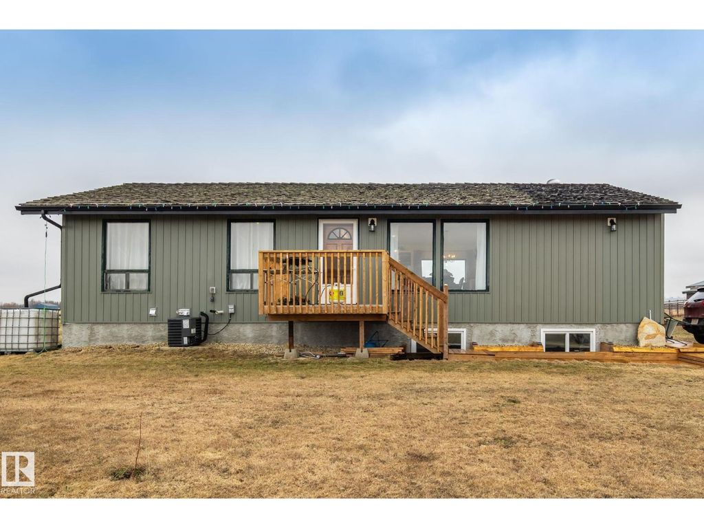 23127 Twp Rd 502, Rural Leduc County