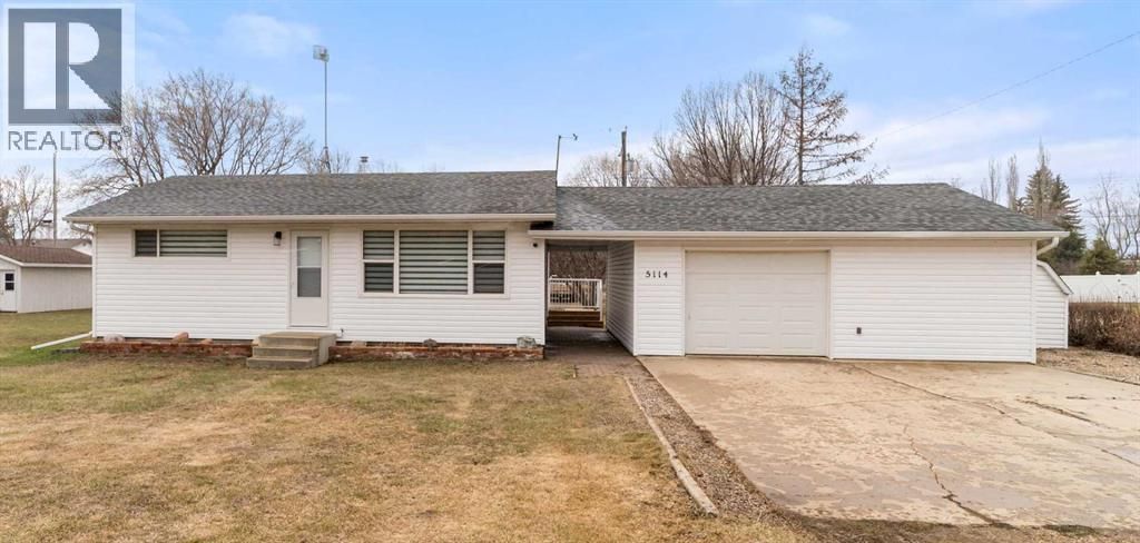 5114 48 Street, Strome