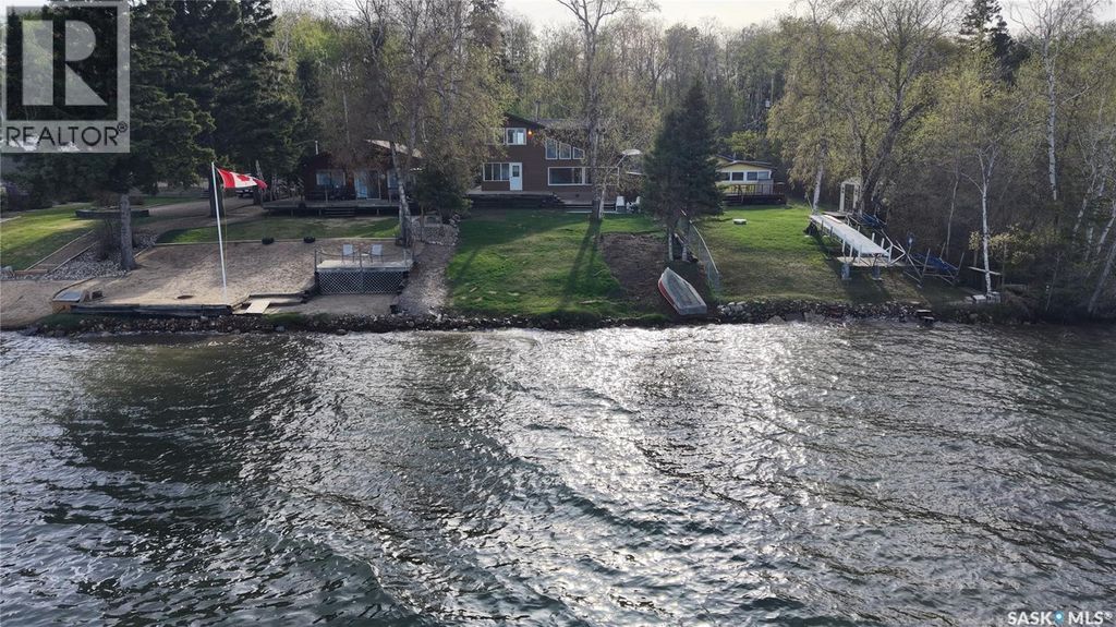 331 Guise Drive, Emma Lake