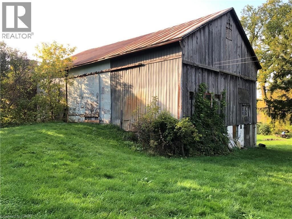 970 Erbsville Road Unit# Barn, Woolwich