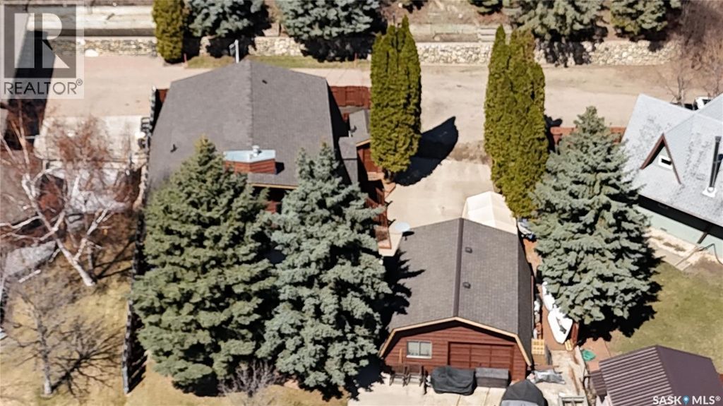 50 Pasqua Lake Road, Pasqua Lake