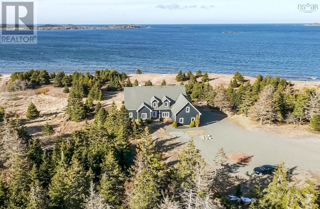 2408 Louisbourg Main-a-dieu Road, Main-À-Dieu